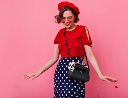 Pesona Timeless Fashion Retro