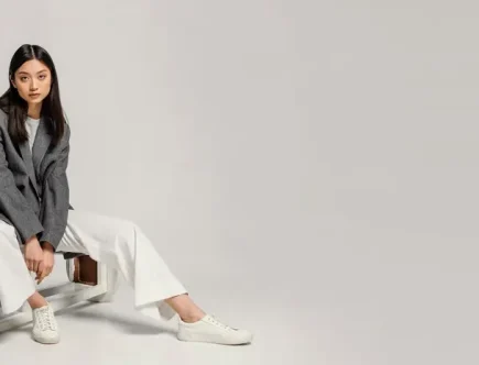 Inspirasi Padu Padan Celana Kulot Wanita Kekinian