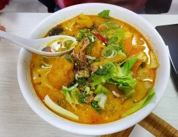 8 Rekomendasi Tempat Makan Laksa Terbaik di Singapura untuk Pecinta Kuliner